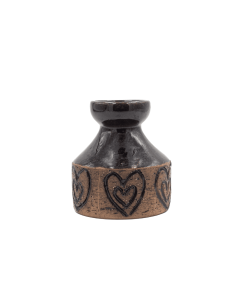 Brązowy ceramiczny wazonik z sercami – Tilgmans Sweden, model 2338